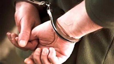 ضبط المتهم بسرقة أجزاء سيارات من محل عمله بالقاهرة