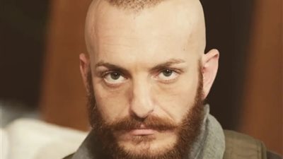 نجم مسلسل الهيبة يعلن زواجه من شابة لاتينية 