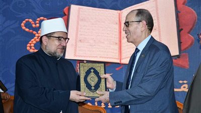 للعام السابع على التوالى.. النيابة الإدارية تُكرم حفظة القرآن الكريم (صور)