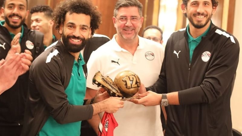 461ff7df-34e3-4512-bacd-5b384bee6bbf