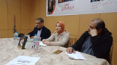 ندوة لمناقشة رواية جليتر سوارا بنادي مصر الجديدة