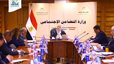 وزيرة التضامن تُناقش مشروعات دعم ذوي الإعاقة مع صندوق عطاء