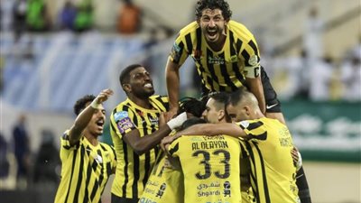 بعد تحقيق شروط الكفاءة المالية.. اتحاد جدة يسجل لاعبيه الجدد في الفريق