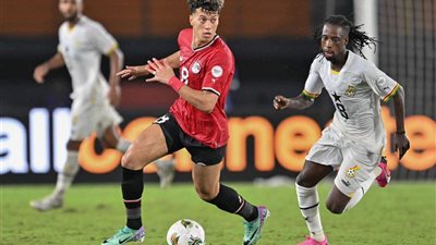 ضربة للفراعنة: إمام عاشور يتعرض لارتجاج في المخ