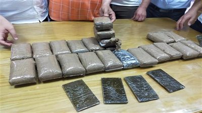 القبض على عصابة تجارة المخدرات في الطالبية بالهرم