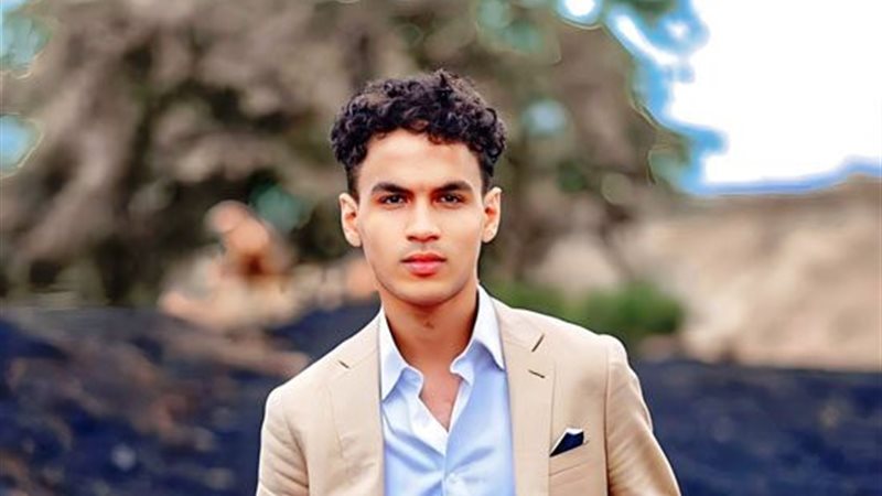 40785-الفنان-الشاب-محمد-أحمد