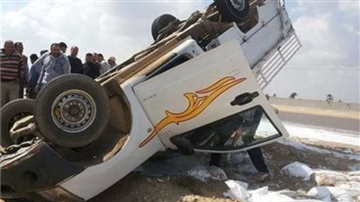 مصرع شخص وإصابة 10 آخرين إثر حادث انقلاب في الهرم 