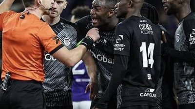 خطأ فني يستدعي العودة: إعادة مباراة في الدوري البلجيكي بعد شهر من نهايتها