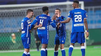 الهلال يستضيف ضمك في مواجهة نارية بالدوري السعودي.. القنوات الناقلة للمباراة
