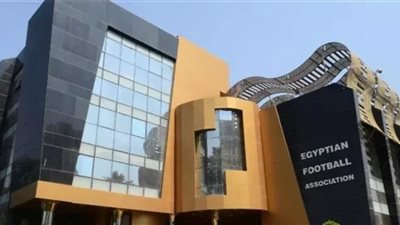 اتحاد الكره يحسم موعد غلق باب القيد بالميركاتو الشتوي 