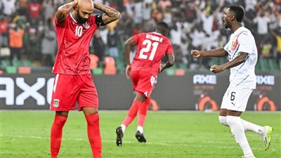 قصة إصرار: غينيا تخترق العقبات وتبلغ المربع الذهبي لأمم إفريقيا