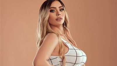 مرتدية عباءة سوداء وحجابًا.. الحبس والغرامة لصاحبة فيديوهات «الساحل الشرير»