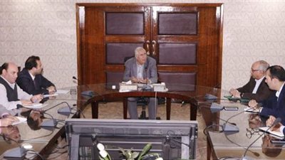 «القصير» يبحث مع جهاز مستقبل مصر للتنمية المستدامة سبل تعزيز التعاون 