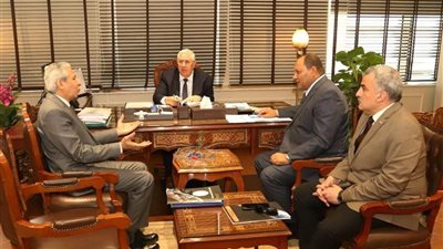 «القصير» يتابع تنفيذ تكليفات القيادة السياسية لتنمية الثروة السمكية