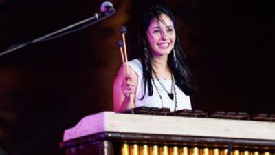 نسمة عبد العزيز تحيى حفلاً موسيقيًا جديدًا في الإسكندرية