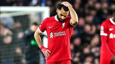 أسطورة ليفربول: صلاح هو أكثر لاعب أناني.. تعليق سونيس على أزمة صلاح وكلوب