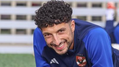 وسام أبو علي يخضع لفحص طبي لاستئناف التدريبات الجماعية مع الأهلي