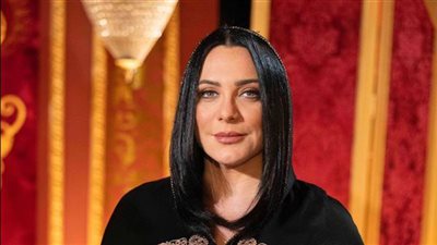 حياتي قصة بسيطة وأنا شخصية محظوظة.. سلاف فواخرجي في 