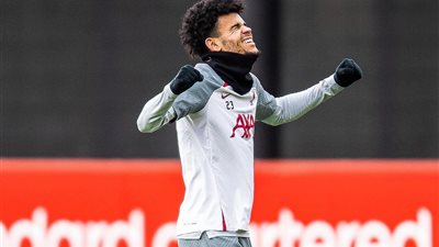 عودة لويس دياز بعد غياب طويل يضفي الأمل على فريقه وجماهيره