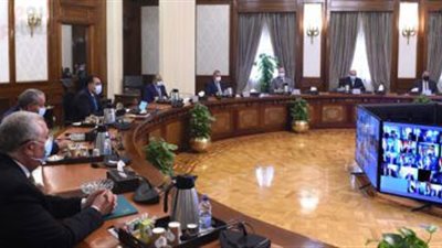 بدء اجتماع مجلس الوزراء بمقر الحكومة ب العلمين