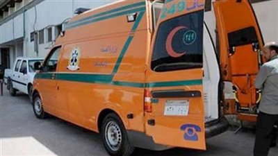 انقلاب سيارة تريلا وإصابة قائدها أعلى الطريق الأوسطي بالبدرشين