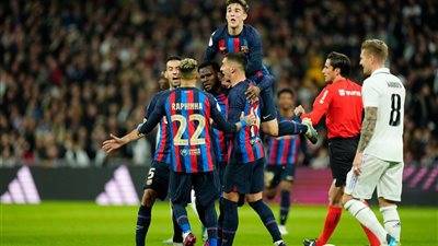 من بينهم الكلاسيكو.. موعد مباريات برشلونة الإسباني فى شهر أبريل
