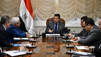 أشرف صبحي: نعمل على حل مشكلات كافة الأندية الرياضية مع التأمينات  