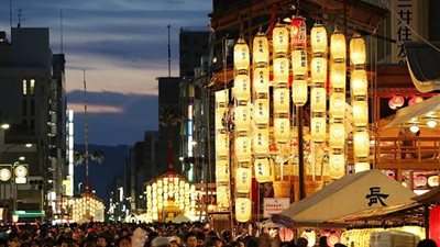 ماذا تعرف عن مجسمات مهرجان 