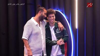 لاعبا كرة القدم ميدو وإمام عاشور يقعان في فخ 