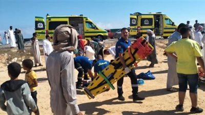 مصرع شخص وإصابة 15 شخص في حادث تصادم بالطريق الإقليمي