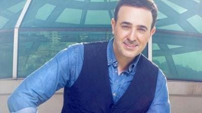 والدة صابر الرباعي تحاط باهتمام الجمهور... ما السبب؟