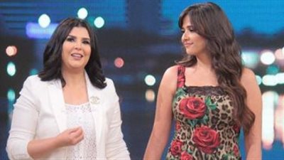 ياسمين عبد العزيز ومنى الشاذلي.. صداقة قوية تتجاوز الشاشة