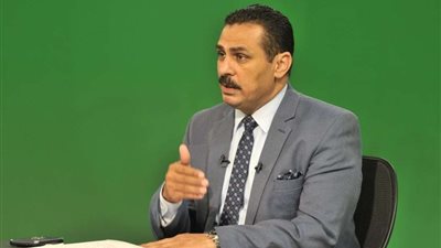 خبير اقتصادي: حجب السلع بهدف خلق نقص اصطناعي ورفع الأسعار وزيادة الأرباح