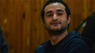 بعد 10 سنوات.. الإفراج عن الناشط السياسي أحمد دومة