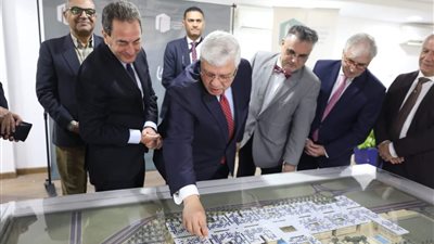 وزير التعليم العالي يتفقد أعمال إنشاء الحرم الجامعي الجديد