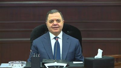 وزير الداخلية يهنئ أبناء الشرطة بذكرى الإسراء والمعراج