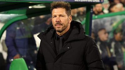 سيميوني يفسر: تشافي يحقق التميز بإعادة أسلوب برشلونة