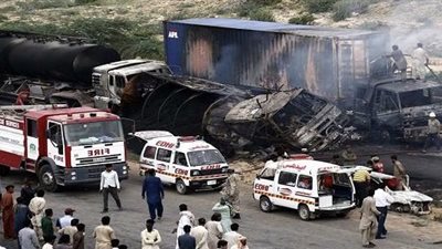 انحراف حافلة سياحية ينهي حياة 14 شخص ويصيب 35 آخرين في تايلاند