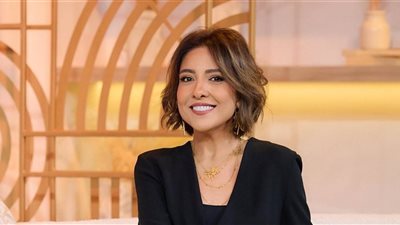 مي كساب تشارك متابعيها بصورة من العمرة