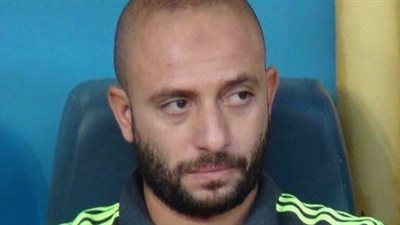 وائل الرياض والجهاز الفني لمنتخب الشباب يتابعون دوري الجمهورية