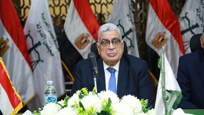 رئيس مجلس الدولة يتفقد مبني القضاء الإداري بالرحاب (صور)