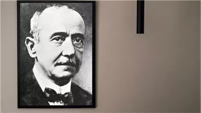 في ذكرى وفاته.. أبرز المحطات بـ حياة أمير الشعراء