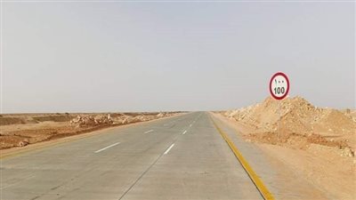 الإسكان تعلن تشغيل طريق سيوة-مطروح أول الطرق الخرسانية بـ المنطقة