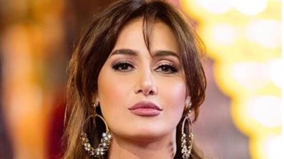 فيلم الذكريات..  «حلا شيحة»  تُشارك تجربتها في «السلم والثعبان» 