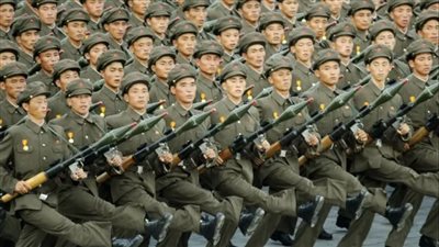 تطوع 1.4 مليون شاب بـ جيش كوريا الشمالية.. ماذا يحدث بـ الكوريتين؟