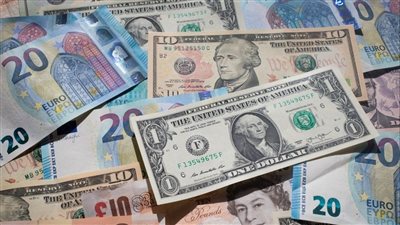 سعر الدولار والعملات الأجنبية أمام الجنيه المصري اليوم الخميس