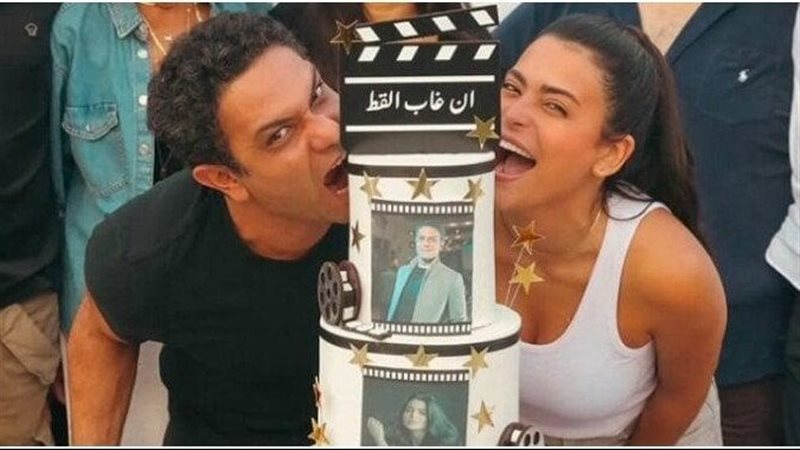  آسر ياسين وأسماء