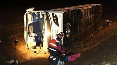 اختلال عجلة القيادة وراء إصابة 15 شخصا بطريق الدير المعلق في أسيوط