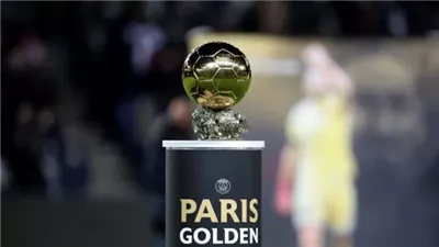 حفل الكرة الذهبية| تداول صورة للفائز بالجائزة لعام 2024