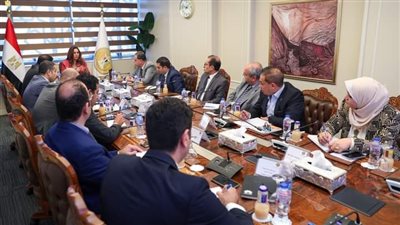 تعرف على قرارات التنمية المحلية لتيسير الإجراءات الخاصة بالتراخيص علي المواطنين